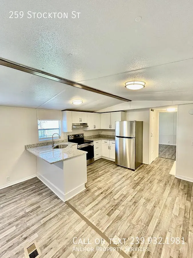 3 bed, 924 sqft, $1,250 — Photo 4