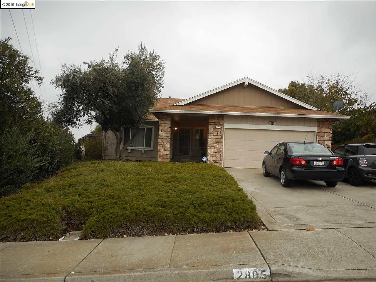 2805 Harris Dr photo 1