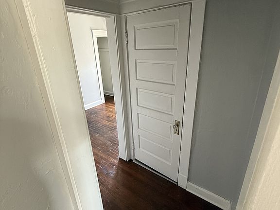 5th image of 3550 Seymour Ave APT 4