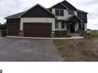 8018 174th Ct, Columbus, MN 55025