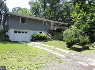 979 Gravel Pike, Schwenksville, PA 19473