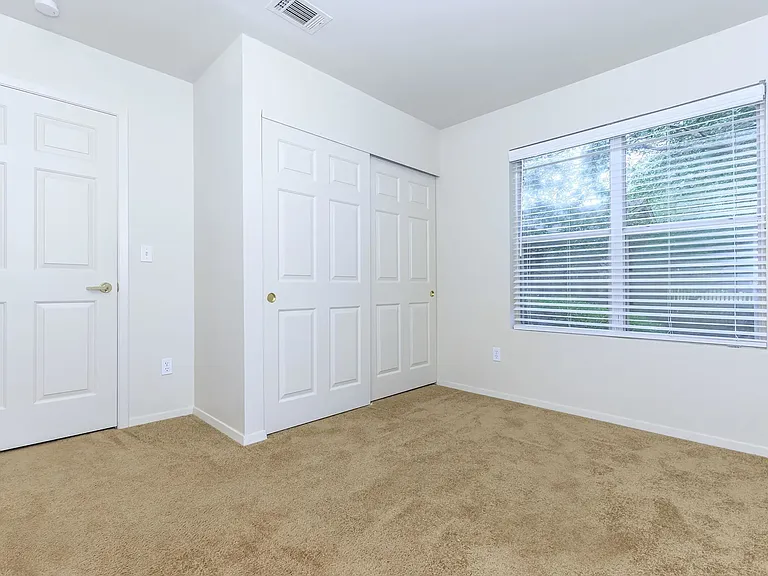 Villas Of Sunnyside — Photo 12