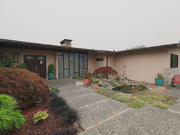 2nd image of 18025 15th Ave NW
