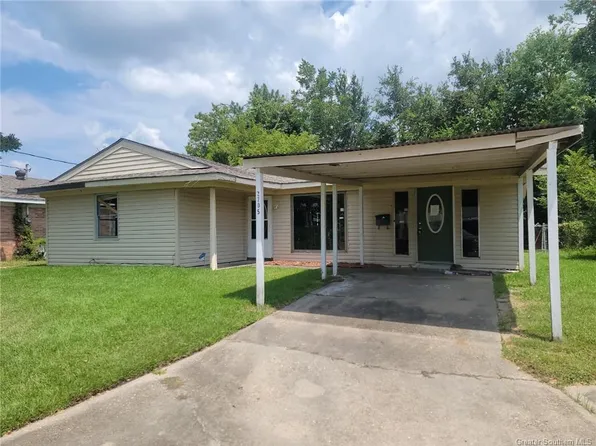 2705 Able Cir, Lake Charles, LA 70601