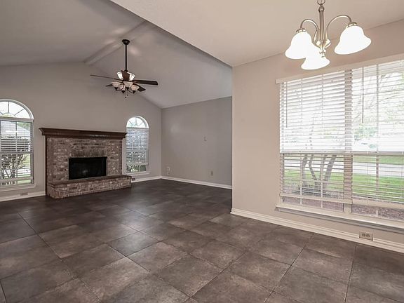 2nd image of 468 950th Westwood Dr #31-2007
