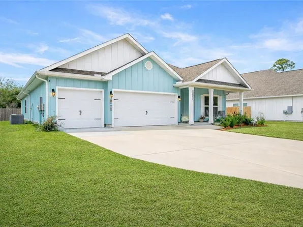 1397 Holland St, Gulf Shores, AL 36542