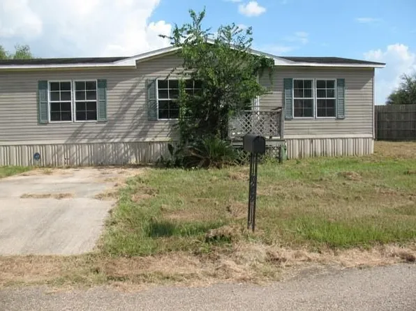 409 Windsong Dr, Youngsville, LA 70592