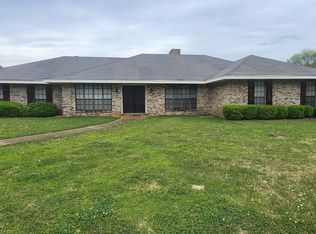 32 Raintree Pl, Jackson, MS 39211