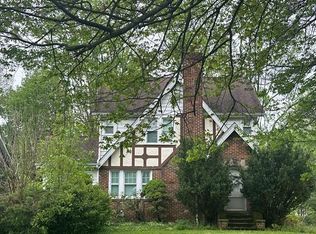 20501 Drake Rd, Strongsville, OH 44149