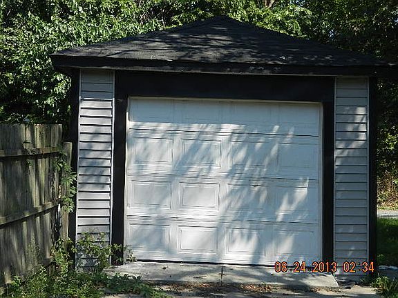 4th image of 13815 Kanawha Ave