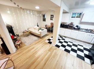 1654 Newton St NW, Washington, DC 20010