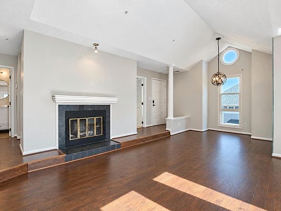 2nd image of 1021 Brighthurst Dr Unit 306
