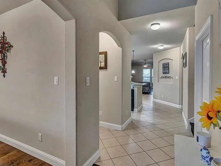6158 Stillhouse Ln — Photo 3