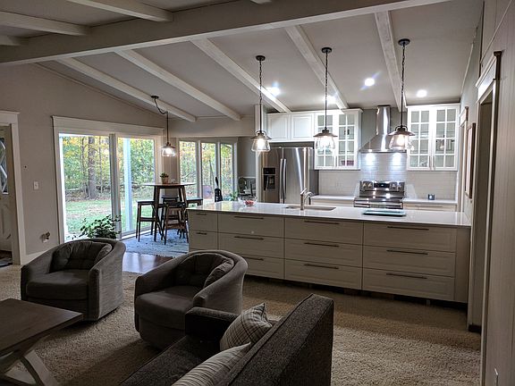 2nd image of 2653 S Southwood Dr