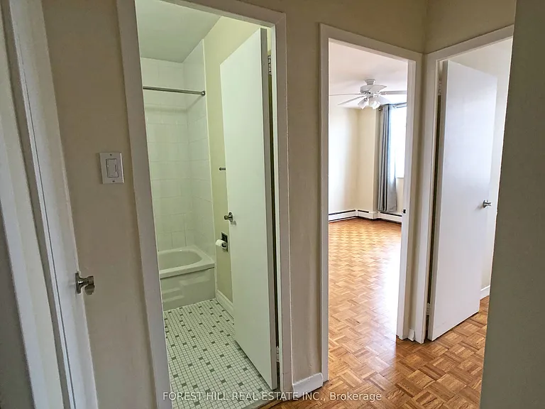 335 Lonsdale Rd #502 — Photo 10