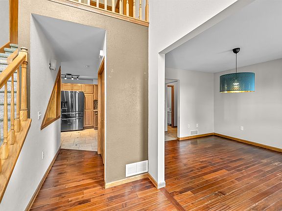 5th image of 10852 Blue Mountain Ave