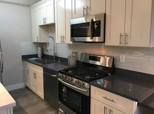3195 Alma St, Palo Alto, CA 94306
