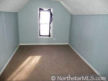 5th image of 734 30th Ave N