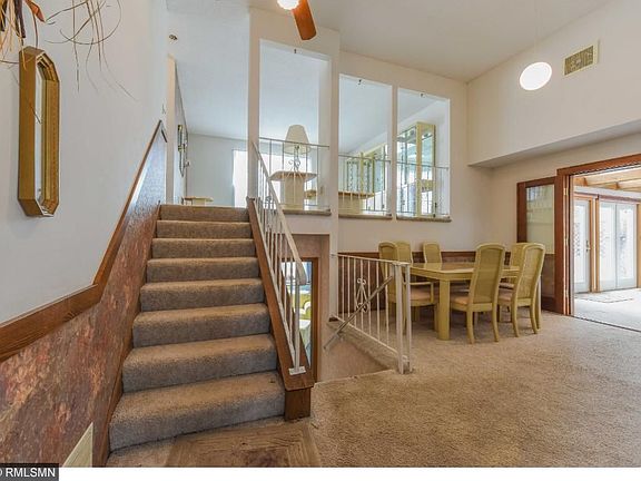 2nd image of 1026 Grant Cir S