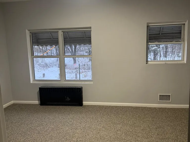3748 Bayview Ave — Photo 9