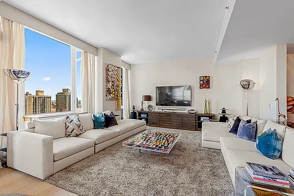 1st image of 300 E 77th St APT 29B