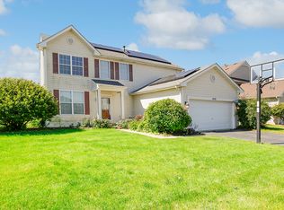 1939 W Ashbrooke Rd, Romeoville, IL 60446