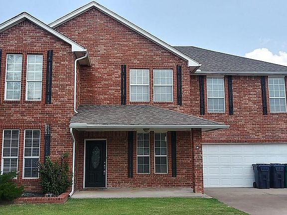 4th image of 4724 Roche Dr