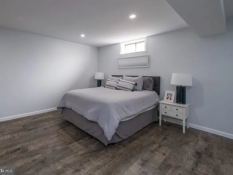 2640 Grandview Blvd — Photo 58