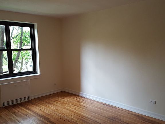 3rd image of 7535 210th St APT 3F