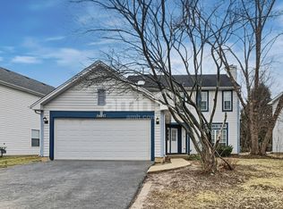 2417 Deerfield Dr, Aurora, IL 60506