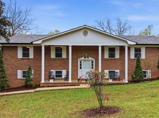 379 Pleasant View Cir, Jasper, TN 37347