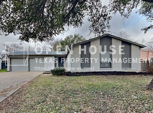 3714 French Wood Dr, Arlington, TX 76016