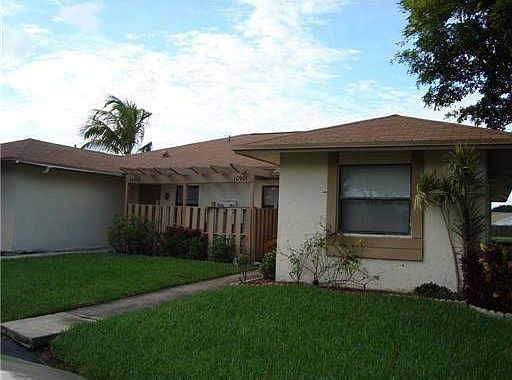 2nd image of 10901 NW 30th Pl