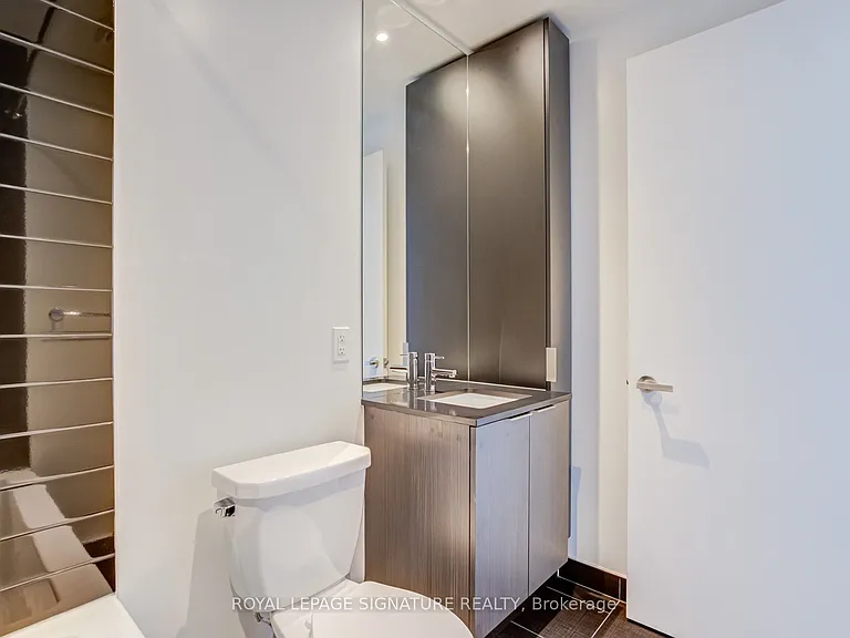 448 Burnhamthorpe Rd W #3807 — Photo 13