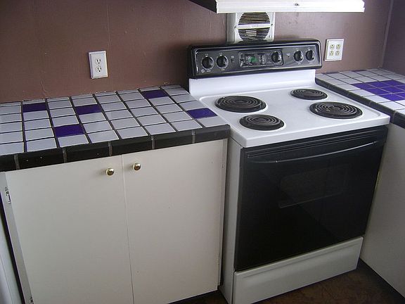 2nd image of 2747 N Mesa Dr