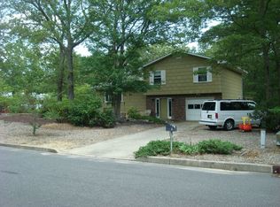 10 Avon Ln, Waretown, NJ 08758