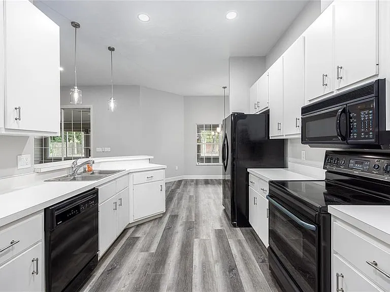 2103 SW 75th Ter — Photo 19