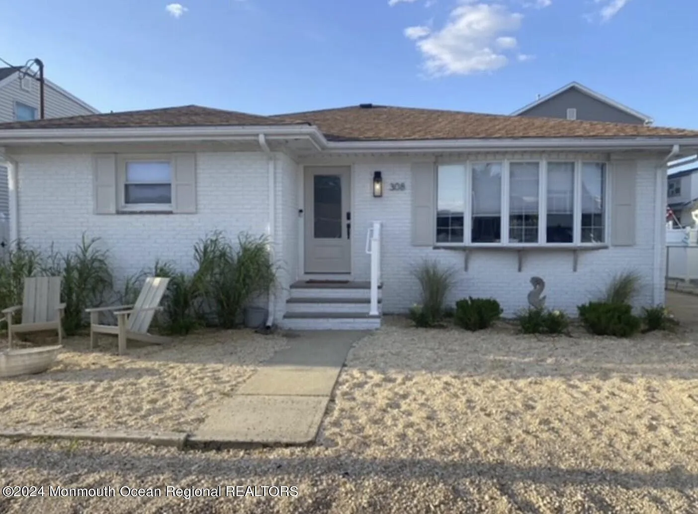 3 bed, 2.5 bath, 1584 sqft, $3,125 — Photo 2