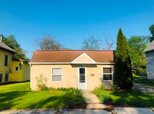 102 Meda Ave, Joliet, IL 60433