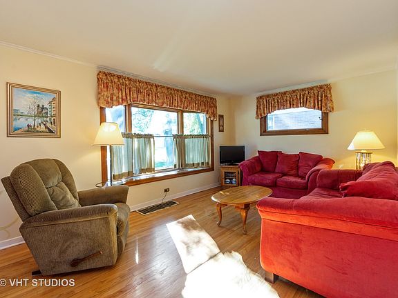 2nd image of 1134 N Dryden Ave