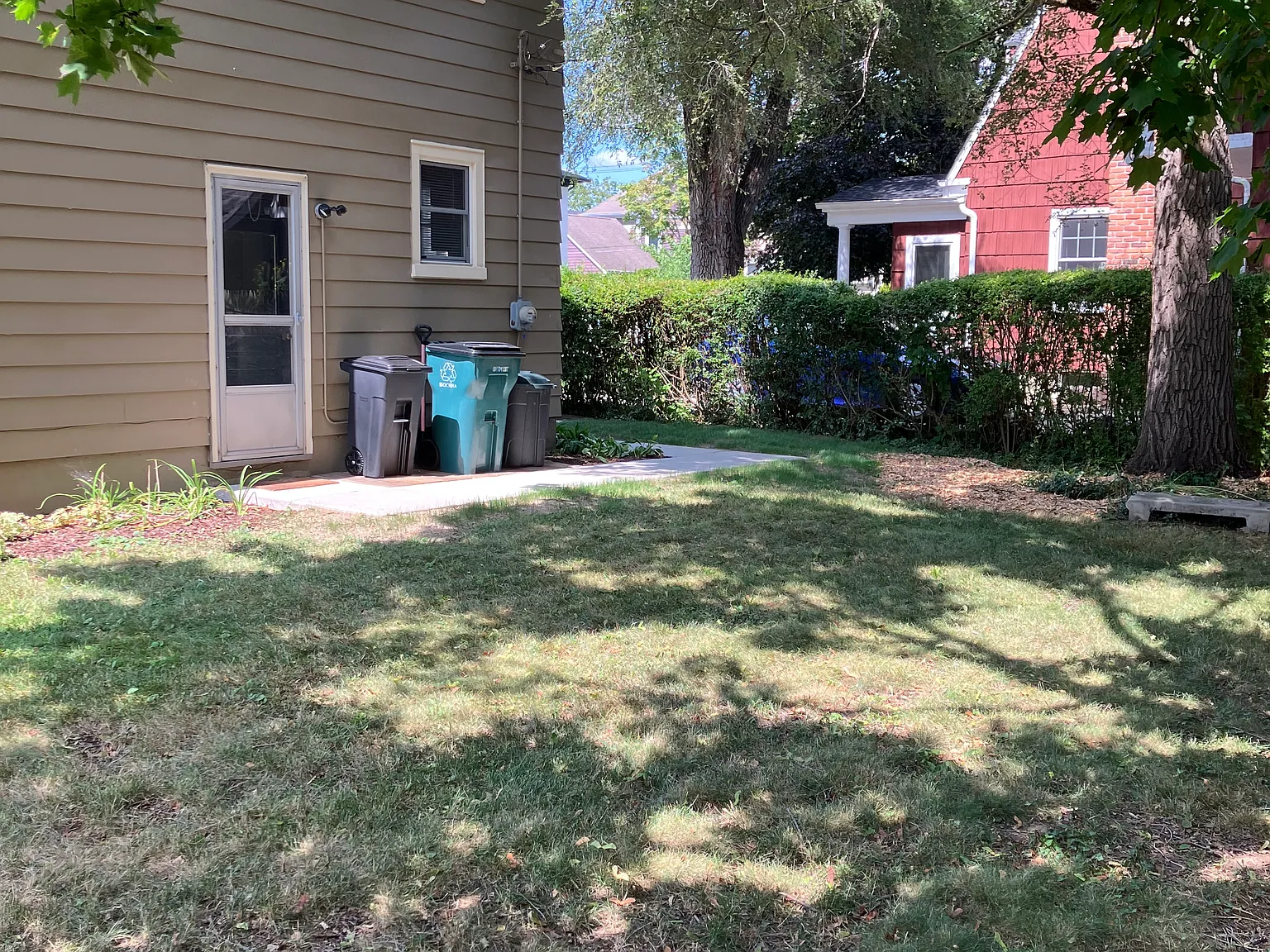 2 bed, 1084 sqft, $1,850 — Photo 3