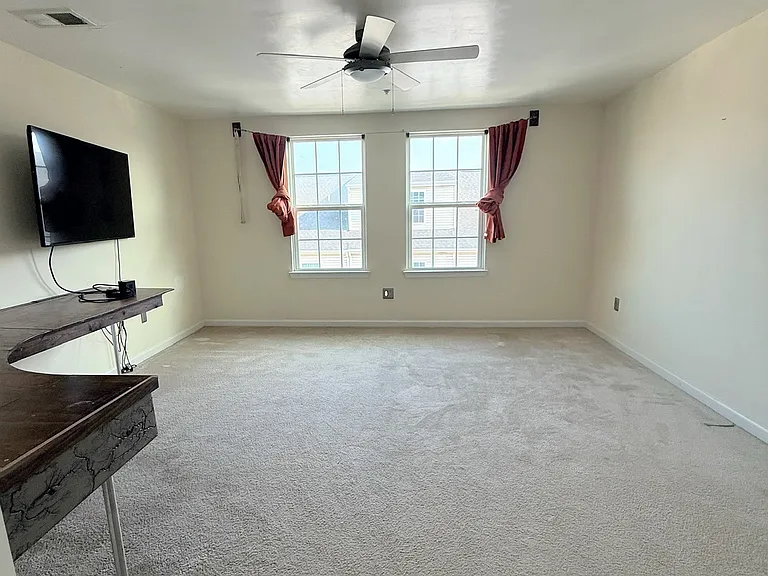 758 S Macon St — Photo 32