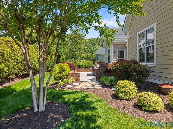 4th image of 4214 Heron Pointe Pl