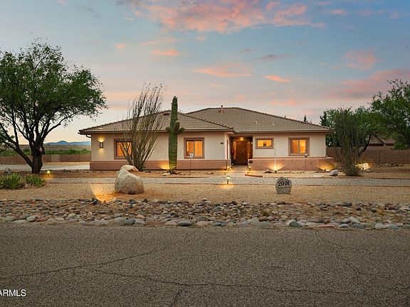 2nd image of 2001 E SUMA Drive