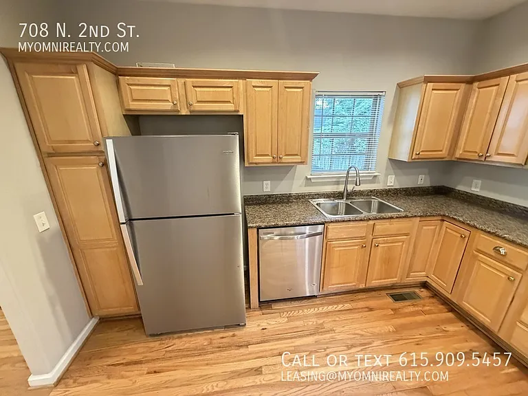 708 N 2nd St — Photo 10