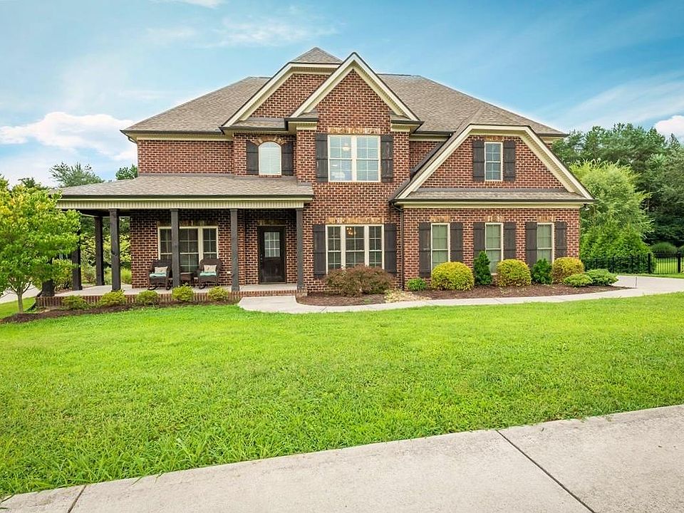 1st image of 1015 Gray Eagle Ln