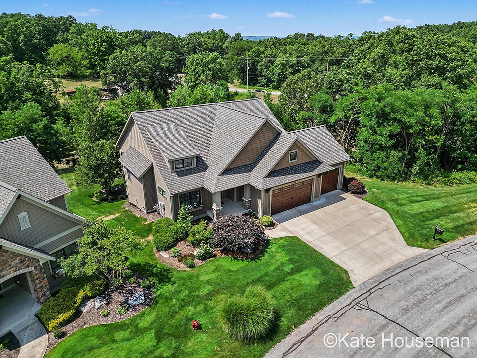 1st image of 4385 Maybeck Dr NE