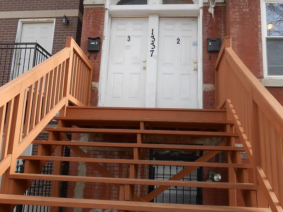 1st image of 1337 S Fairfield Ave #2
