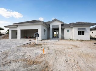 14215 Charthouse Cir, Naples, FL 34114