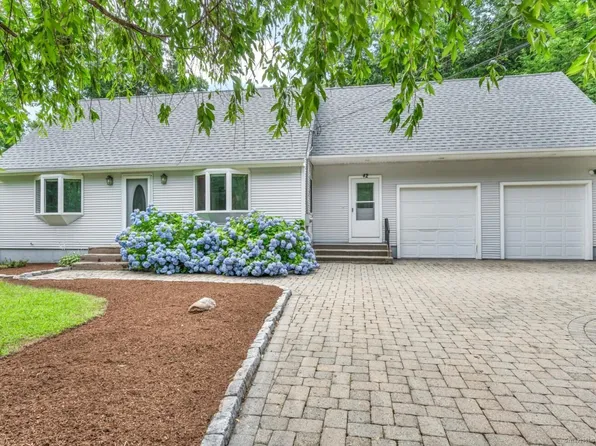 42 Alice Drive, Coventry, CT 06238